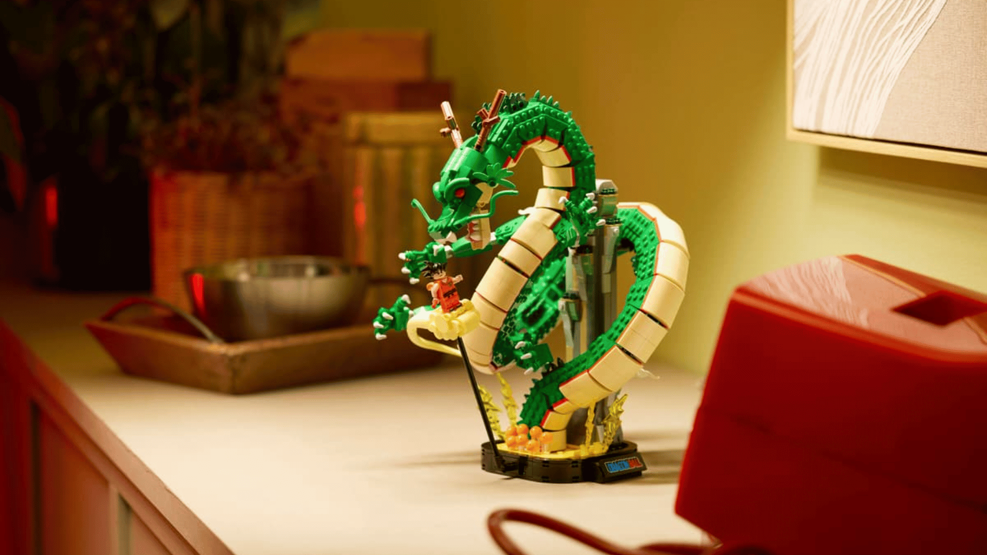 LEGO Dragon Ball Shenron & Goku (11390) Revealed
